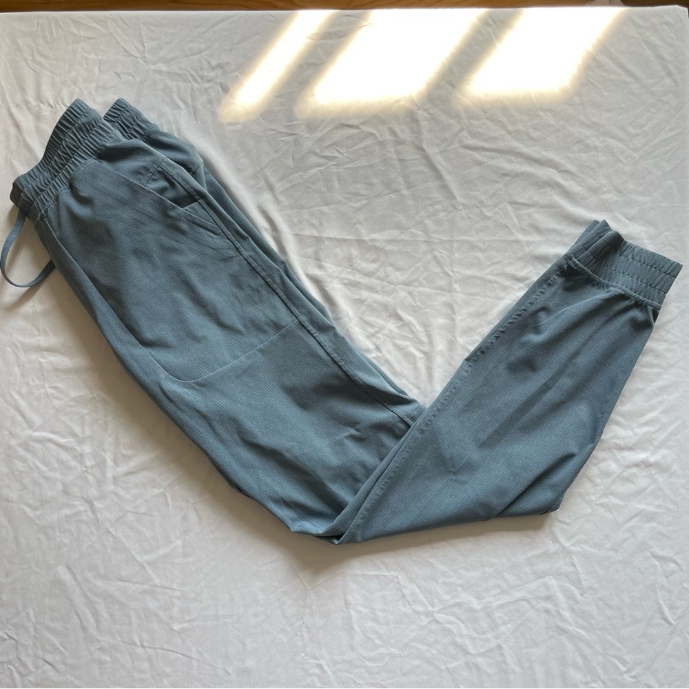 Lululemon ABC Joggers Ventlight Mesh River Blue Size XS Great Condition
